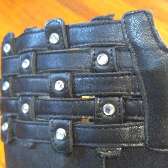 Tsakiris Mallas boots - Picture 8 of 16